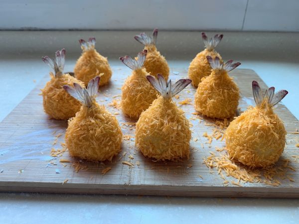 无油低脂凤尾虾球