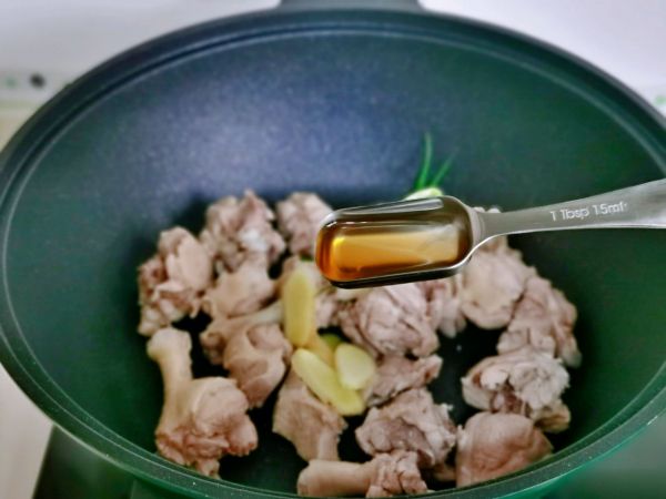 松茸冬瓜白玉菇鸭汤