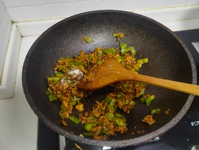 鸡蛋卤打卤面的简单做法