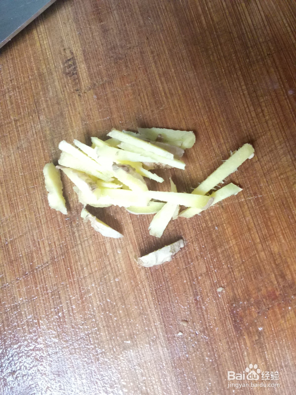 非常入味的家常干烧小鲫鱼做法