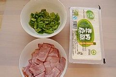 培根烧豆腐