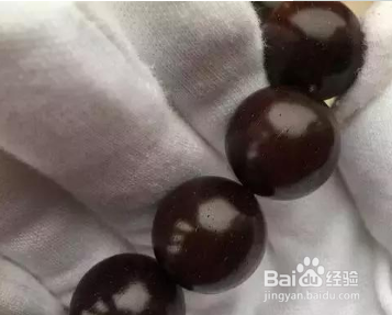 小叶紫檀手链怎么盘 把玩小叶紫檀手串的方法