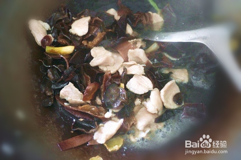 家庭小厨怎么做好菜：[3]木耳炒肉片怎么做