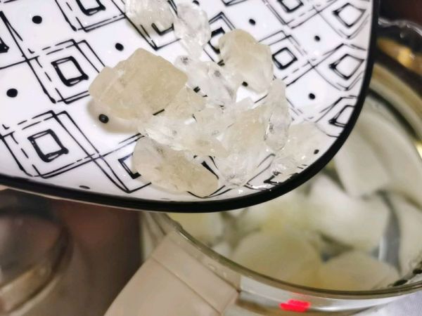 雪莲子丰水梨糖水