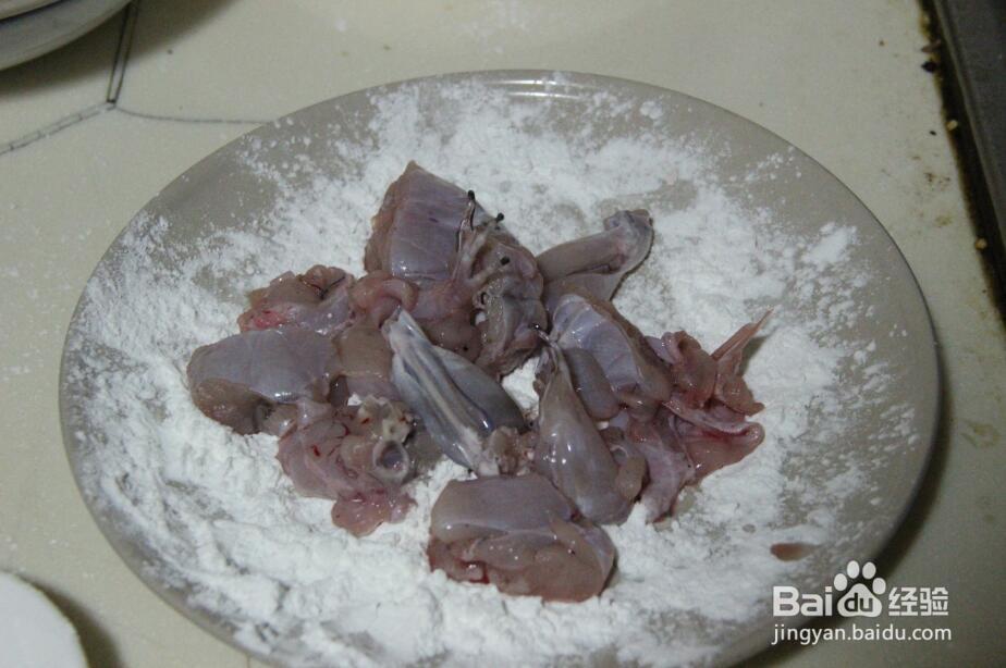 怎么做香辣牛蛙?