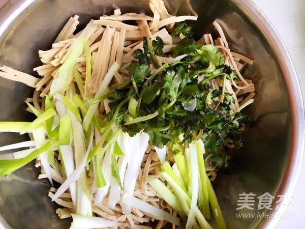 凉拌豆腐丝的做法