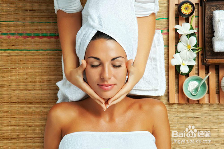 才21就皮肤松弛有痘印毛孔大怎么办?