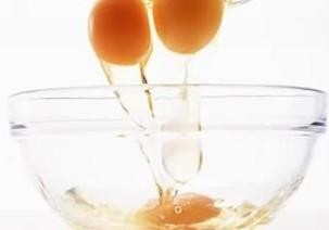 皮肤变得柔润和富有弹性，且有除皱之功效