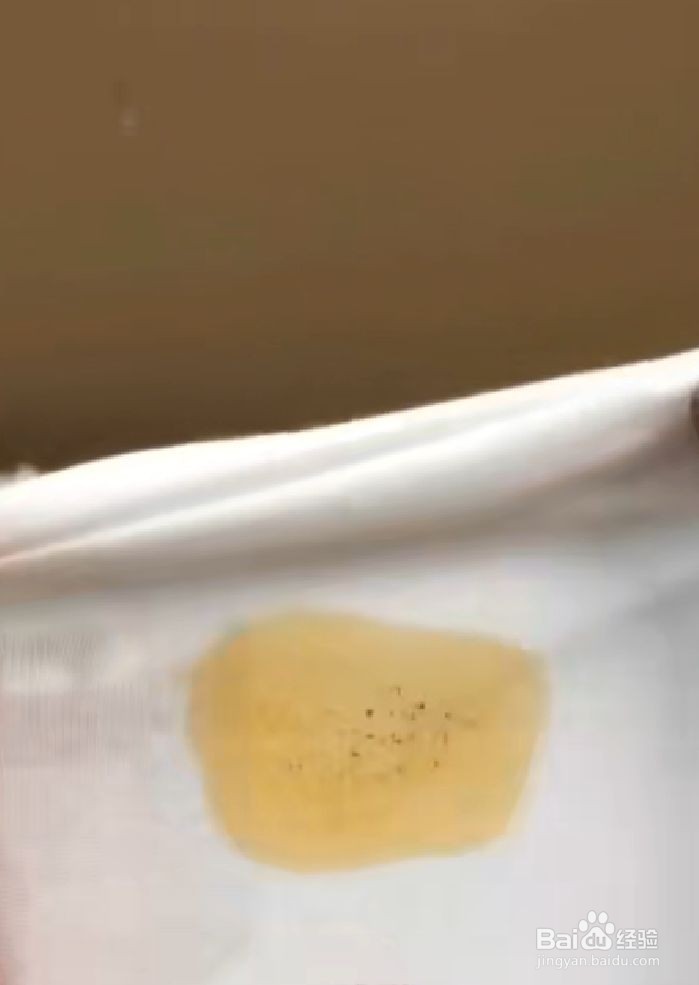 怎么去除衣服上的油渍？