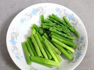 芦笋虾仁怎么做？