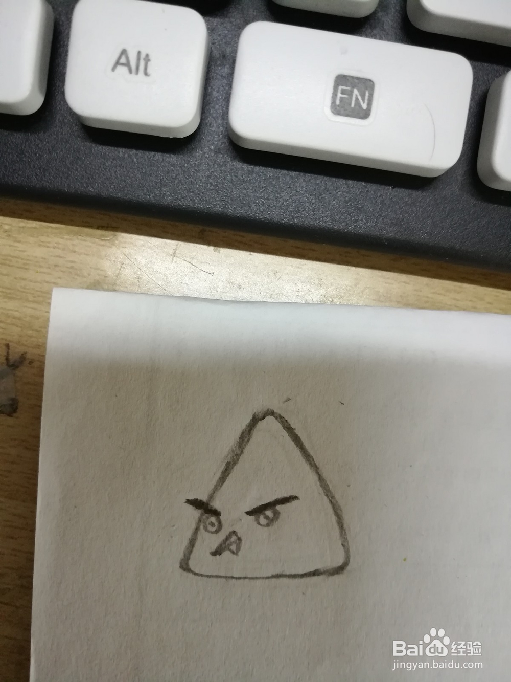 如何简笔画愤怒的小鸟