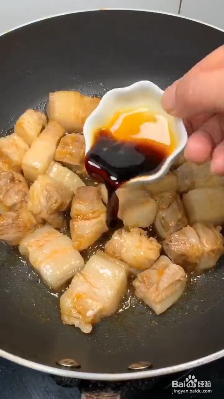 如何在家弄美味好吃的红烧五花肉鹌鹑蛋