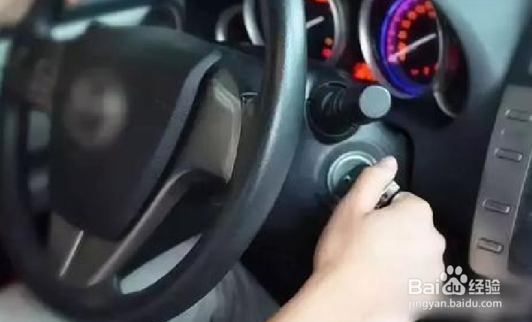 行至漫水路时候应该怎样做