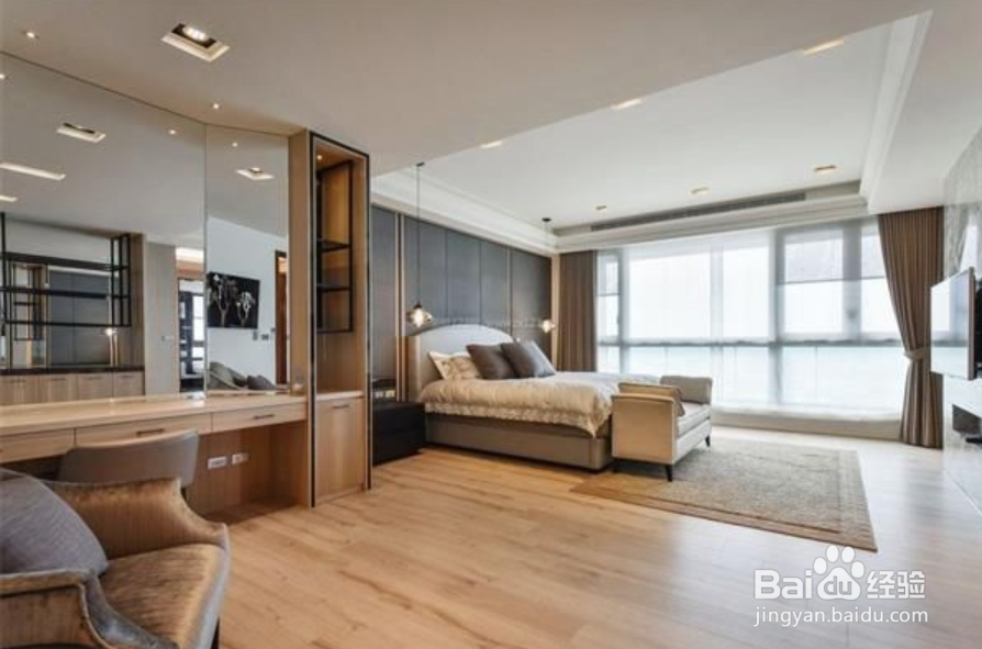 大卧室怎么装修