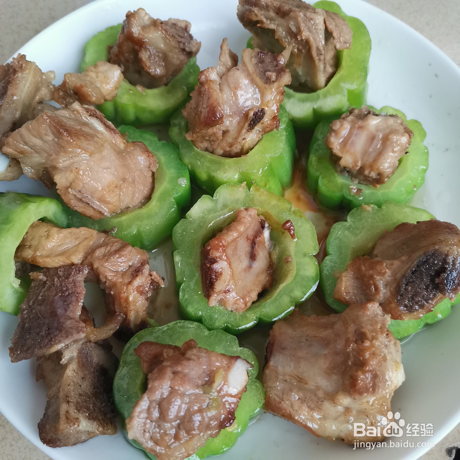 排骨与苦瓜的简单做法