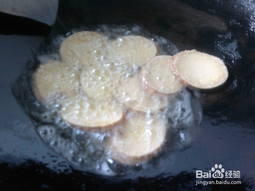 香辣木耳烧素鸡的做法