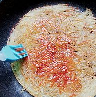 焦脆土豆丝煎饼的做法