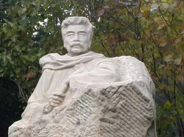 藤野先生典型事件和人物形象是什么