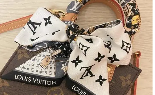 Lv小号琴谱包里有编码吗