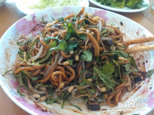 牛肉炸酱面的做法