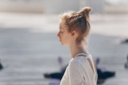 分享给大家焦虑症什么表现,焦虑症有效治疗方法