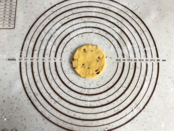 南瓜蔓越莓面包