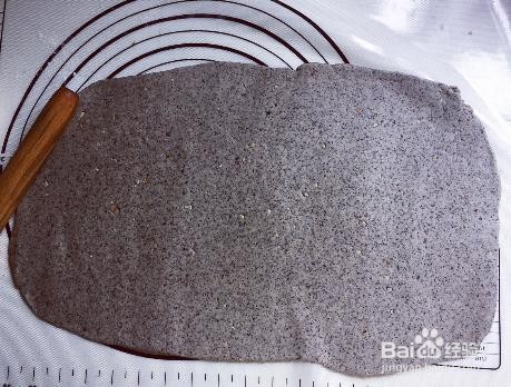 黑芝麻牛奶馒头