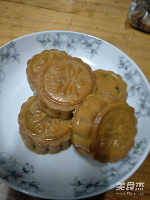 广式蛋黄月饼