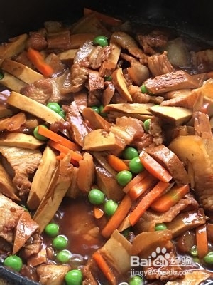 教你怎么做香干焖五花肉
