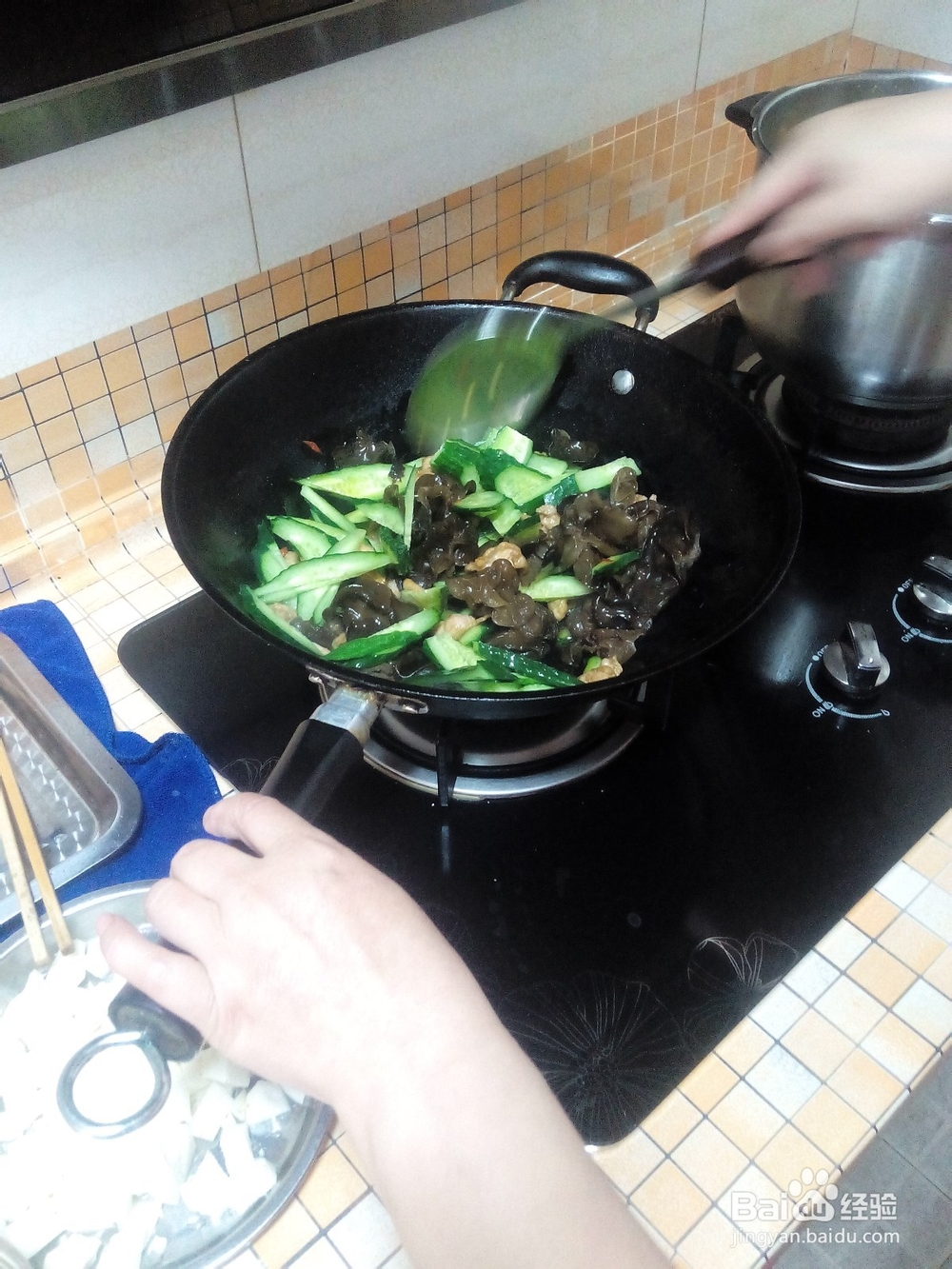 超新鲜木耳炒肉片