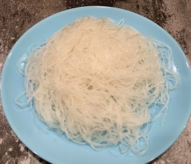 怎样制作印度风味咖喱鲜虾粉丝煲步骤