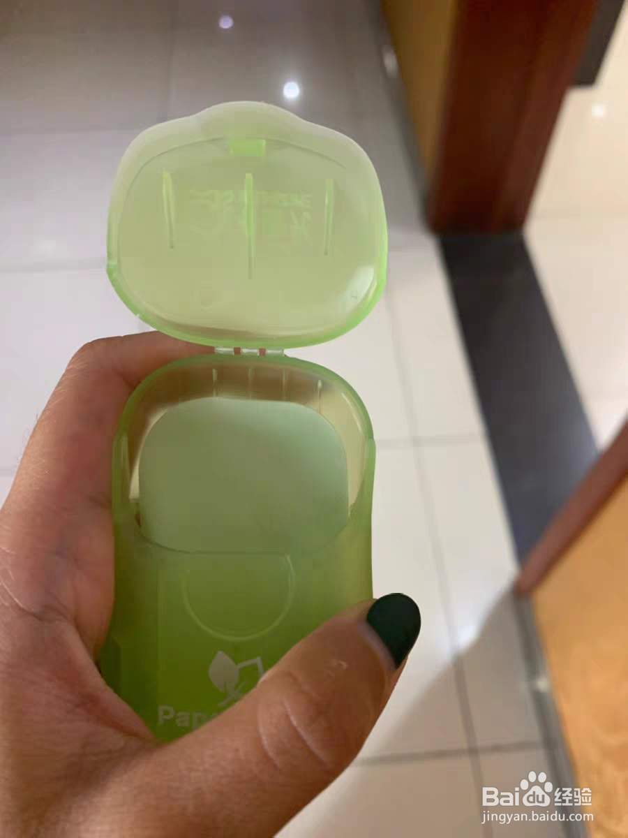 羽绒服臭臭的怎么办