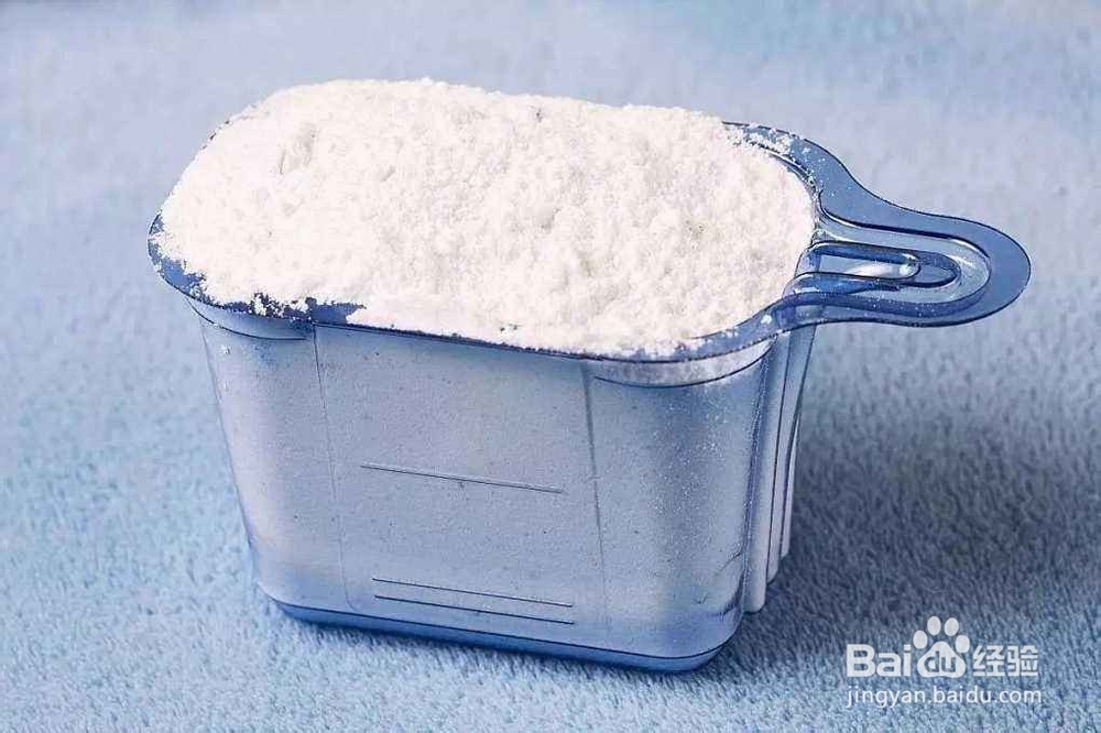 新买的牛仔裤怎样不褪色