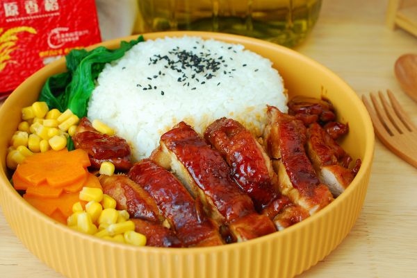 滋味十足照烧鸡腿饭