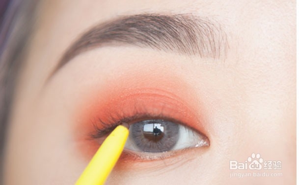 单色眼影的画法步骤图