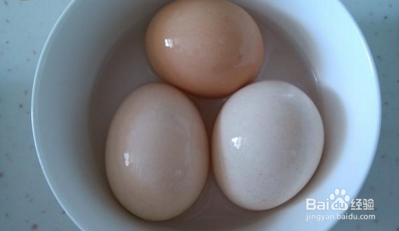 简单版的咸鸭蛋制作方法