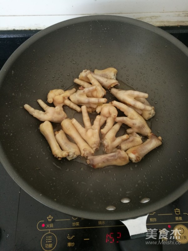 红烧鸡爪的做法