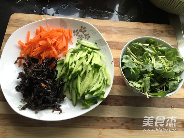鸡丝拌黄瓜的做法