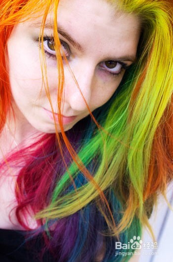 今夏新冒险 ，潮人必看渐变彩虹发