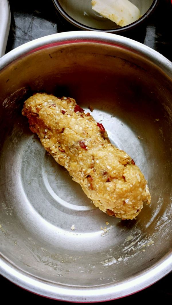 燕麦红枣核桃饼干