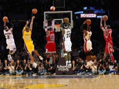 用动词的连用写一个精彩片段（中文），150字左右。急！！！