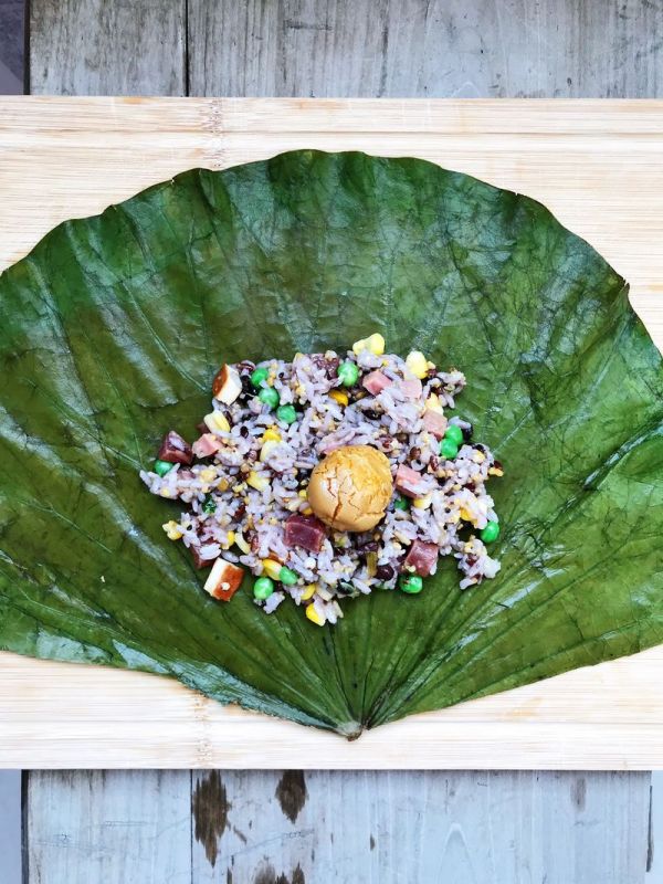 咸蛋火腿腊肉粽