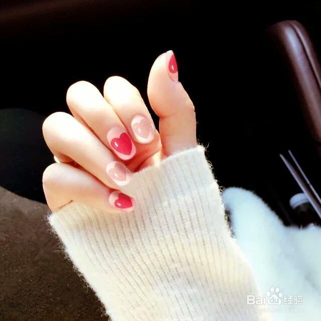 涂指甲油的危害！