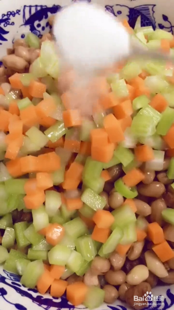 如何做盐水花生米?