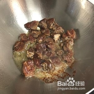 黄油黑椒蒜子牛肉粒的做法