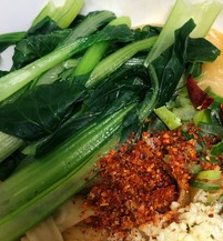 正宗陕西油泼刀削面的做法