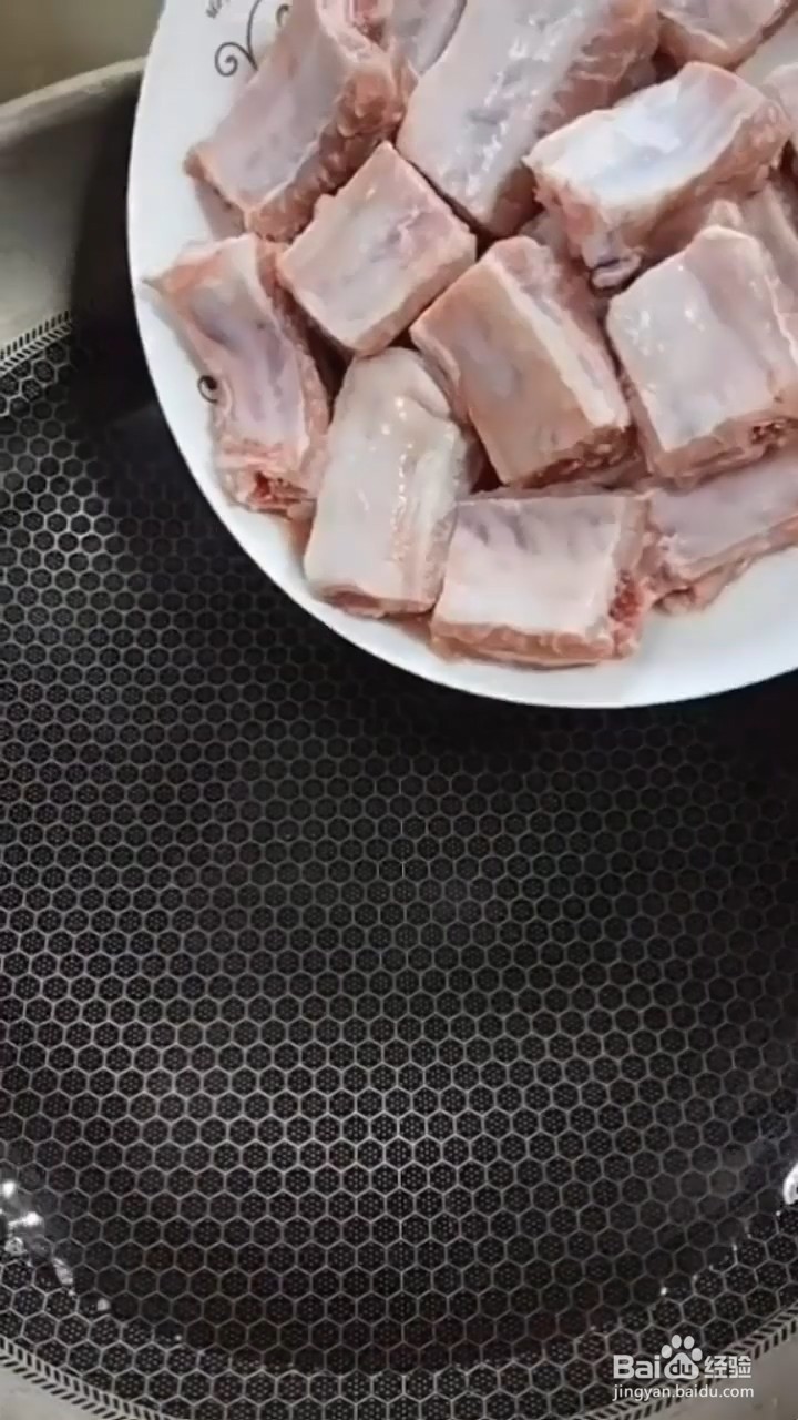 如何制作毛豆烧排骨