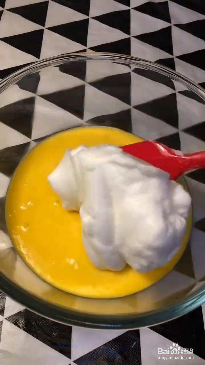 如何制作简单美味的电饭煲蒸蛋糕