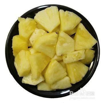 苹果菠萝酸奶沙拉