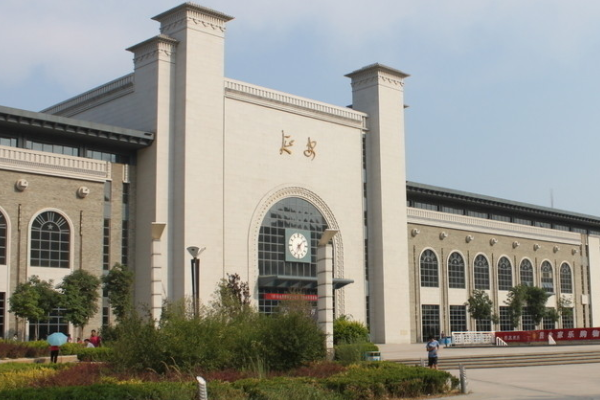 延安动车站在哪里
